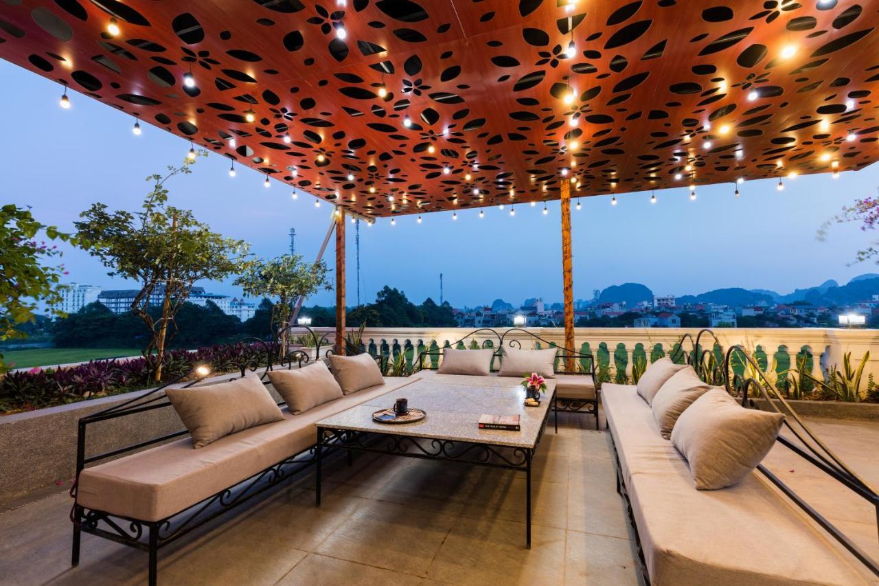 Liberty Hall Tam Coc Hotel & Villa Ninh Binh Bagian luar foto