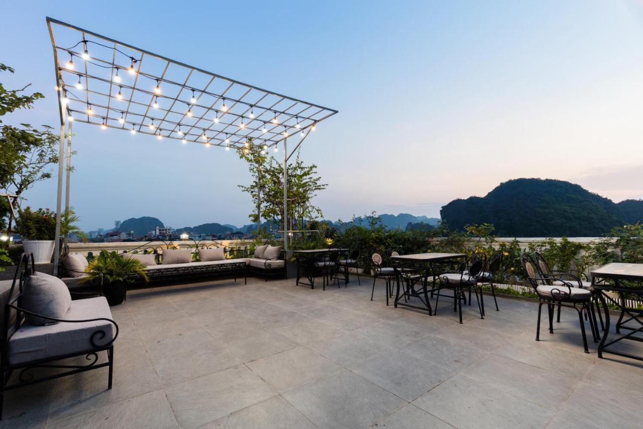 Liberty Hall Tam Coc Hotel & Villa Ninh Binh Bagian luar foto