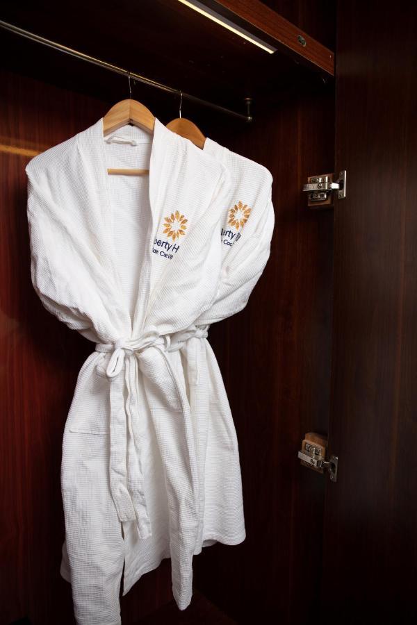 Liberty Hall Tam Coc Hotel & Villa Ninh Binh Bagian luar foto